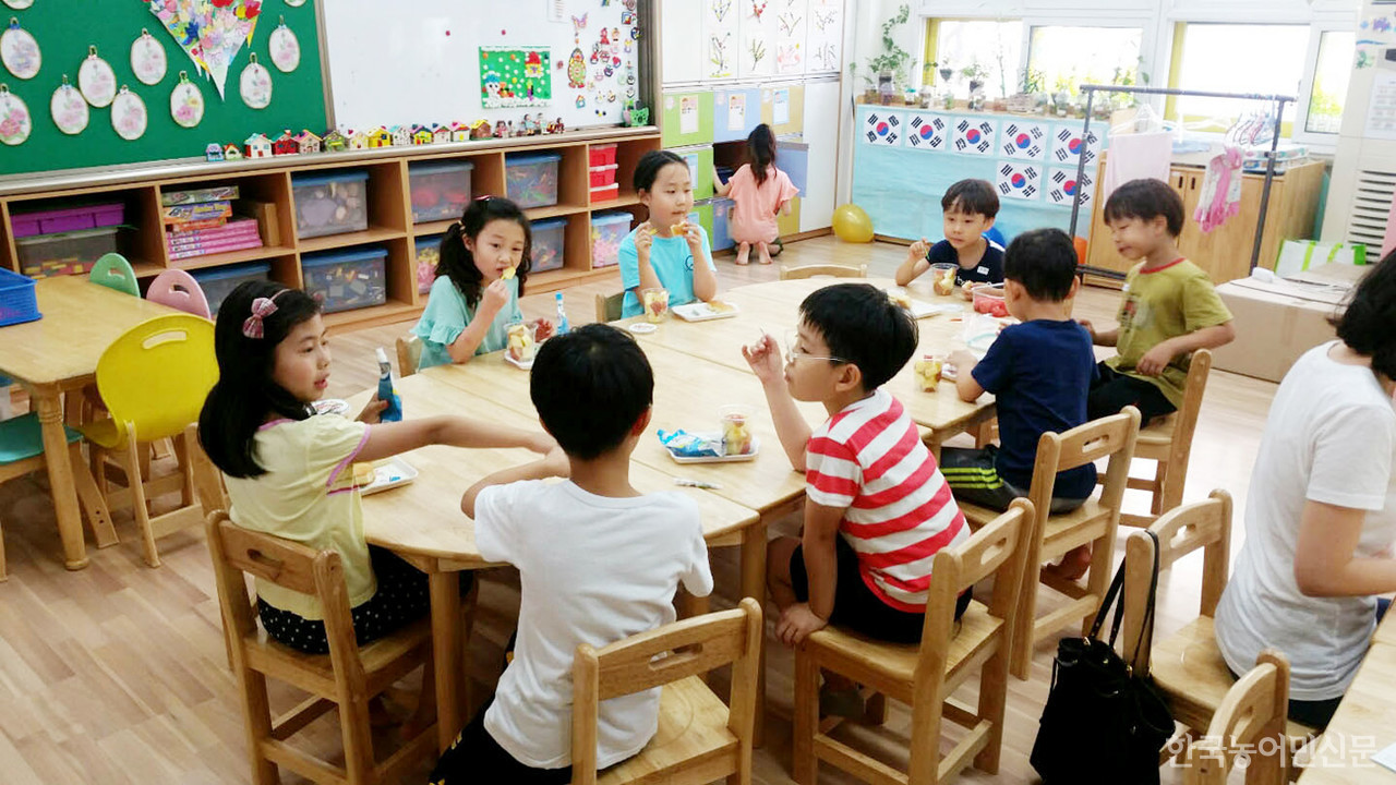 내년 초등 과일간식 지원예산 늘어날까 < 헤드라인2 < 유통정책 < 유통 ...