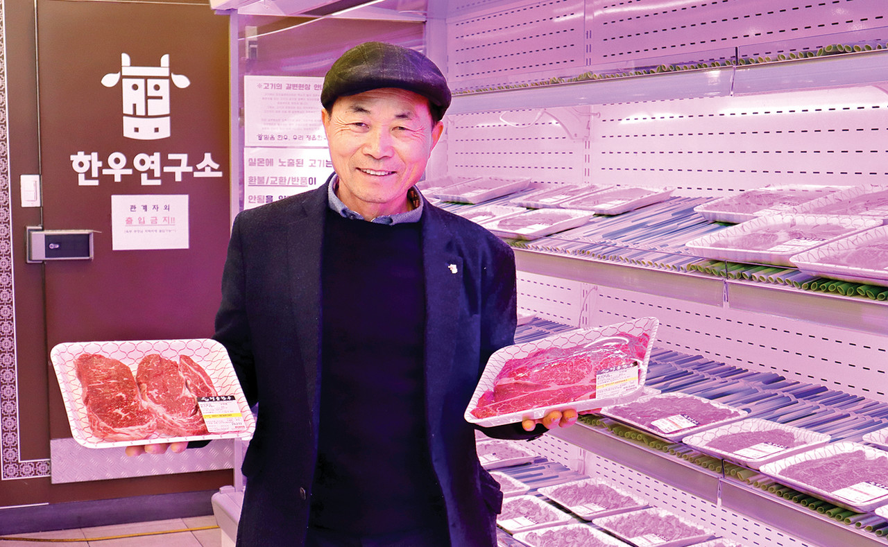 박승술 전북한우육종협동조합 이사장은 소비자들에게 고품질의 소고기 공급과 축산농가 소득증대, 경영안정을 위해 총력을 기울이고 있다.