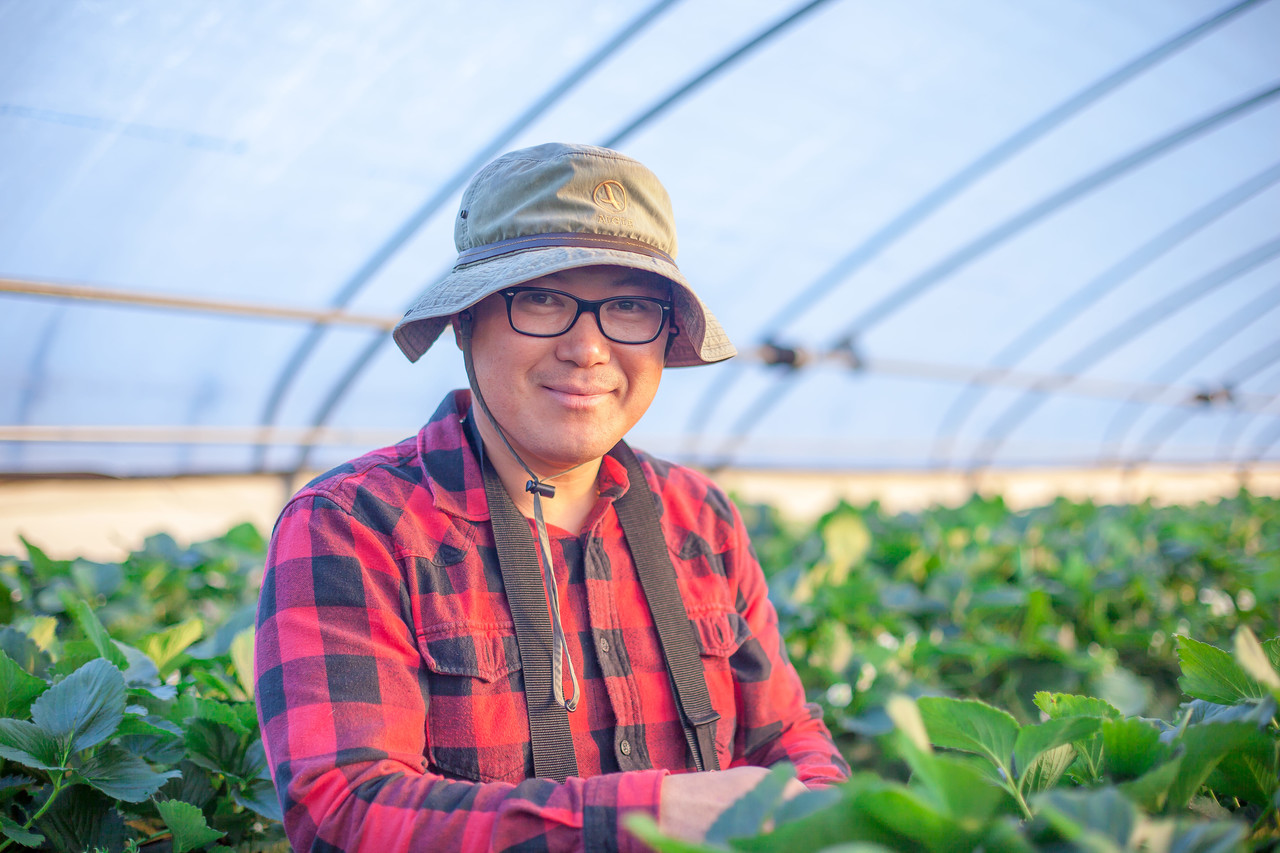 고일권 대표는 만남을 인연으로 나눔을 실천하는 사회적 딸기농장을 만들어가고 있다.