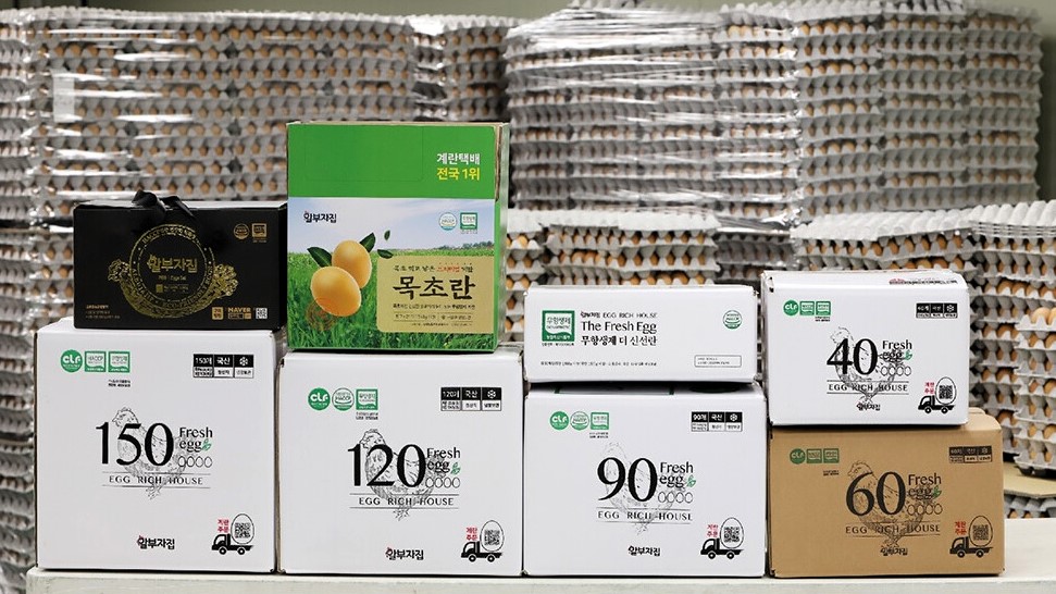 당일 생산된 달걀이 안전하게 배송될 수 있도록 포장재를 개량한 끝에 택배 거래가 크게 증가했다.