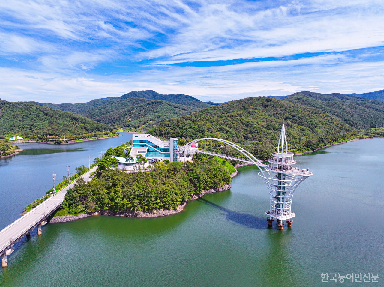 충남 청양군 칠갑타워 전경.