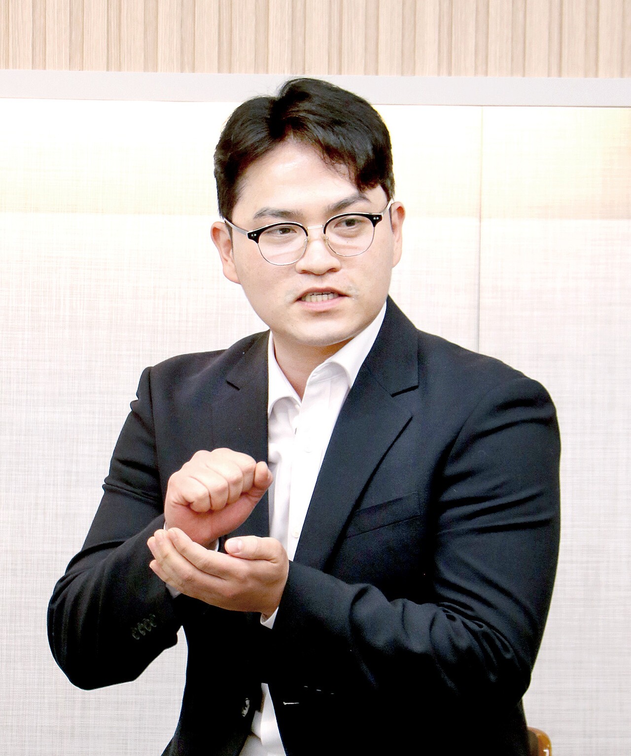 대동이 지난해 출시한 정밀농업 서비스의 1호 고객인 한승수 승수농장 대표.
